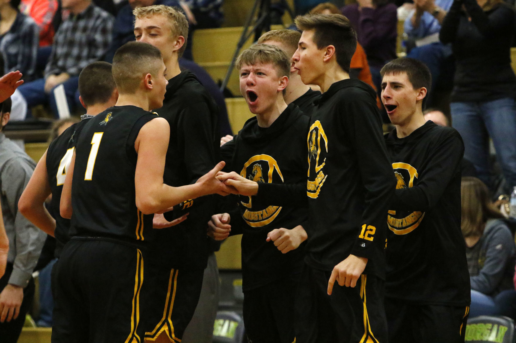 Gallery: Boys basketball Class A sectional final - Kouts vs. 21st Century